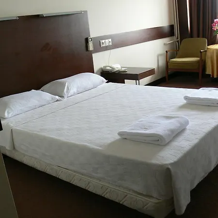 فندق Belde Hotel And Convention Center
